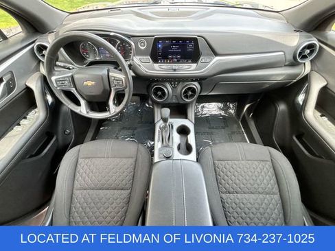 Used 2022 Chevrolet Blazer LT FWD image 19