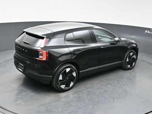 New 2026 Volvo EX30 Plus w/ Protection Package Premier AWD/4WD image 33