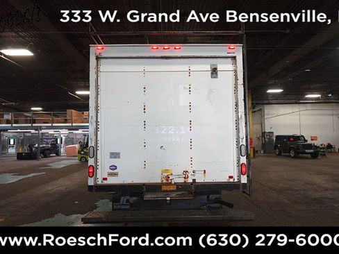 Used 2015 Chevrolet Express 3500 Extended image 4