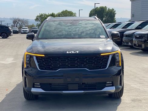 New 2026 Kia Sorento EX w/ EX Premium Package FWD image 8