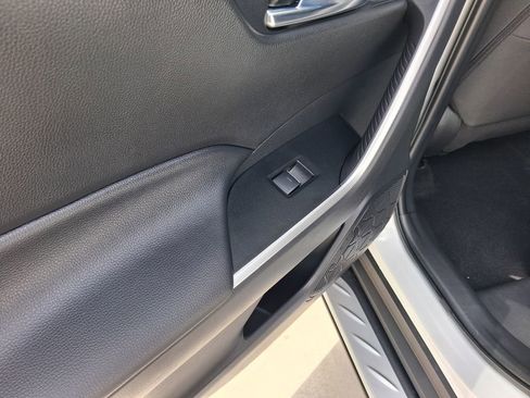 Used 2024 Toyota RAV4 XLE w/ Convenience Package image 12