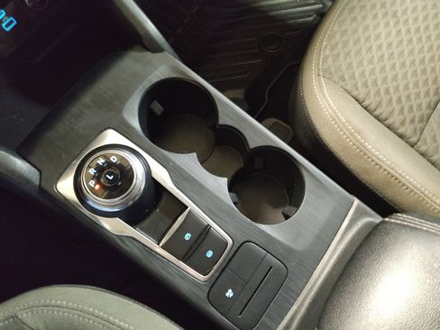 Used 2021 Ford Escape SE w/ SE Sport Appearance Package image 26