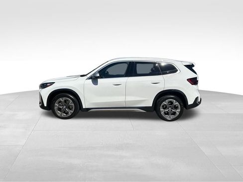 Used 2023 BMW X1 xDrive28i image 2