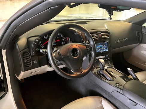 Used 2012 Chevrolet Corvette Grand Sport w/ 3LT Preferred Equipment Group RWD image 13
