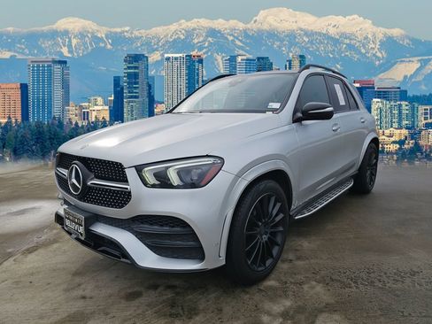 Used 2021 Mercedes-Benz GLE 350 4MATIC w/ AMG Line Exterior image 3