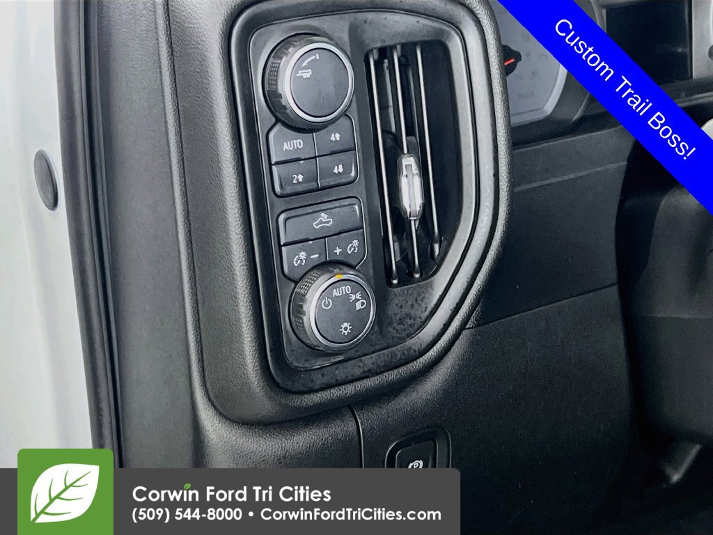Used 2019 Chevrolet Silverado 1500 Custom Trail Boss w/ Custom Convenience Package AWD/4WD image 19