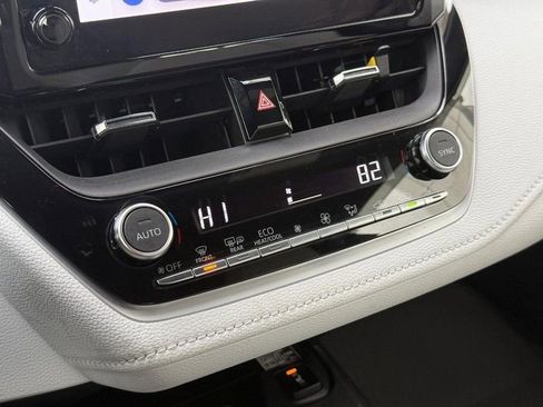 Used 2023 Toyota Corolla XSE FWD image 28