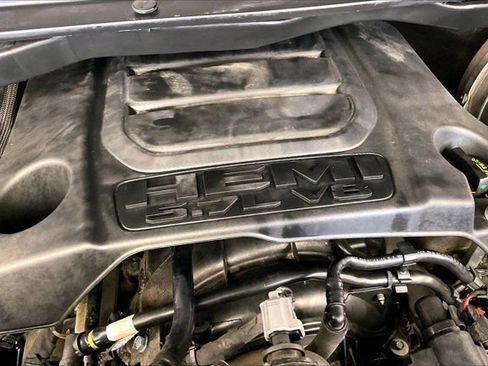 Used 2020 RAM 1500 Laramie w/ Sport Appearance Package image 32