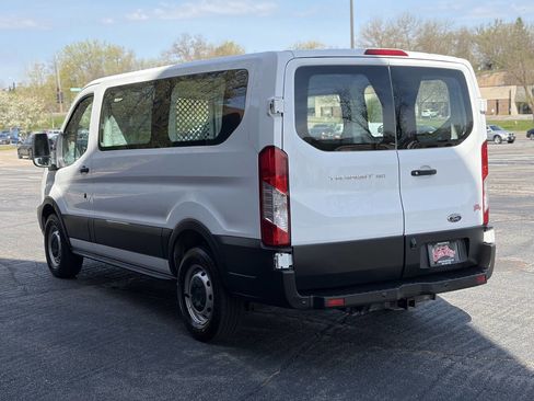 Used 2019 Ford Transit 150 130 Low Roof RWD image 5