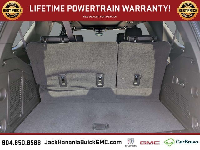 Used 2022 GMC Yukon Denali w/ Denali Premium Package RWD image 13