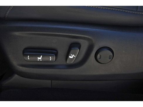 Used 2023 Lexus GX 460 Premium w/ Premium Package AWD/4WD image 28
