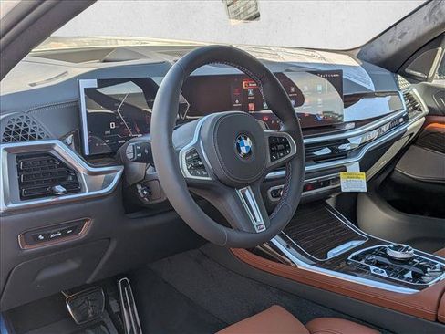 New 2027 BMW X7 M60i AWD/4WD image 3
