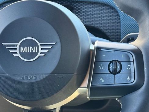 Used 2025 MINI Cooper Countryman S w/ Comfort Package Max image 20