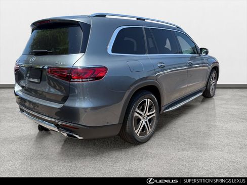 Used 2021 Mercedes-Benz GLS 450 4MATIC image 3
