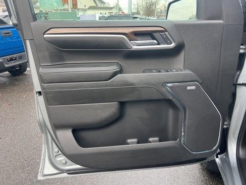 Used 2025 Chevrolet Silverado 1500 LT Trail Boss w/ LT Trail Boss Premium Package image 22