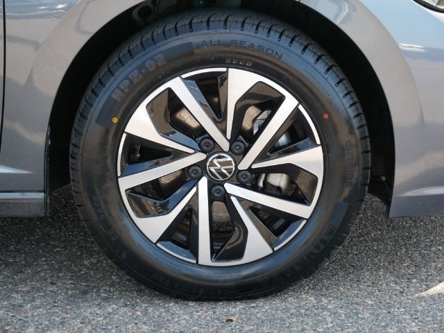 Certified 2024 Volkswagen Jetta S FWD image 9