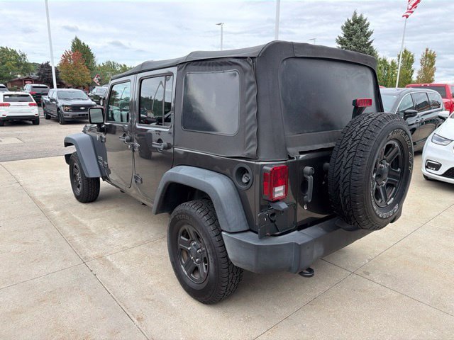 Used 2018 Jeep Wrangler Unlimited Sport AWD/4WD image 4