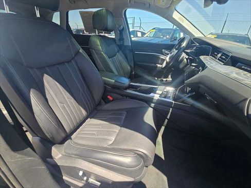 Used 2024 Audi Q8 e-tron Prestige w/ Prestige Package AWD/4WD image 10