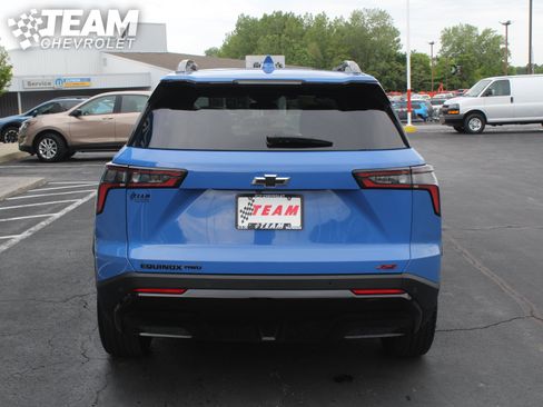 Certified 2025 Chevrolet Equinox RS AWD/4WD image 5