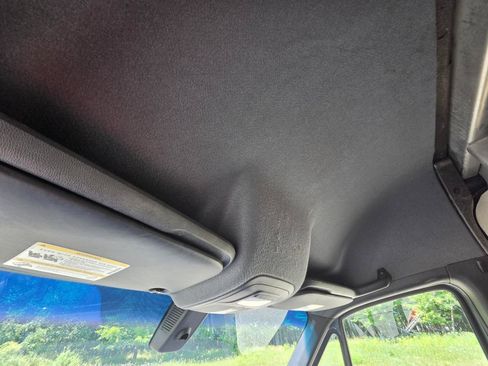 Used 2019 Mercedes-Benz Sprinter 170 image 32