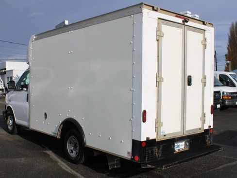 Used 2021 Chevrolet Express 3500 w/ Power Convenience Package image 5