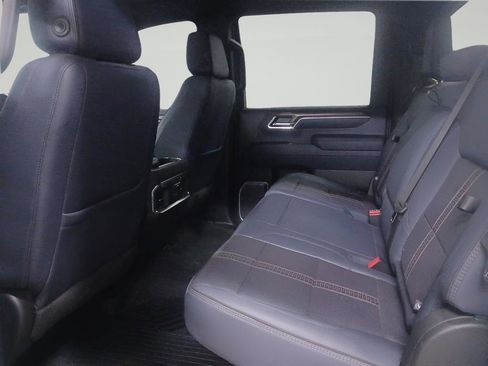 Used 2024 Chevrolet Silverado 2500 High Country w/ High Country Premium Package image 22