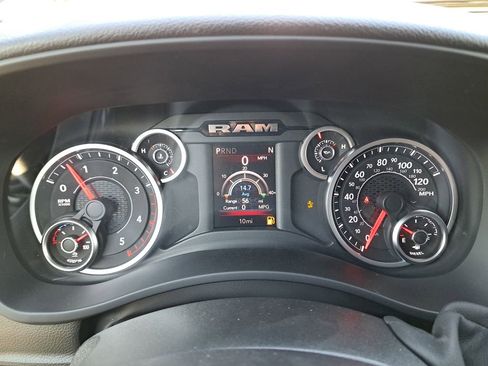 New 2026 RAM 2500 Big Horn AWD/4WD image 21