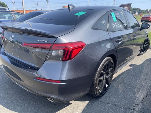 Used 2022 Honda Civic Sport image 6