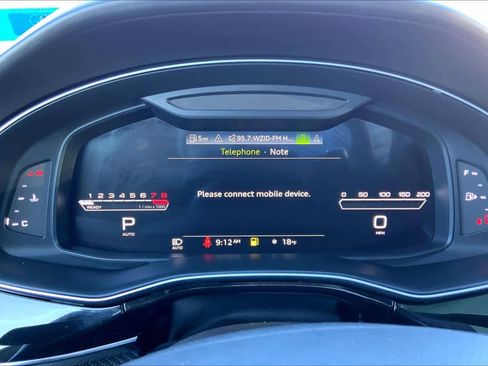 Used 2022 Audi RS Q8 image 25