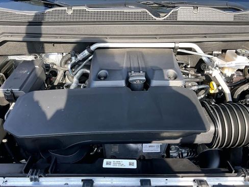 Used 2024 Chevrolet Colorado LT w/ LT Convenience Package II RWD image 31