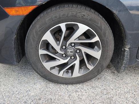 Used 2016 Honda Civic EX image 6