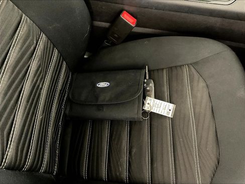 Used 2016 Ford Fusion SE FWD image 33