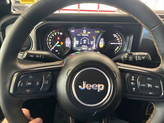 Certified 2024 Jeep Wrangler Unlimited w/ Convenience Group AWD/4WD image 48