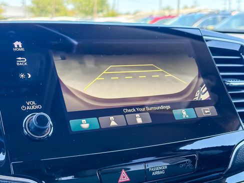 Used 2019 Honda Pilot Touring image 24