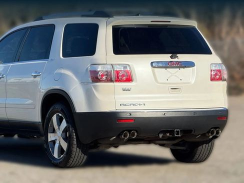 Used 2012 GMC Acadia SLT image 16