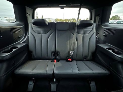 Used 2023 Hyundai Palisade Calligraphy image 35