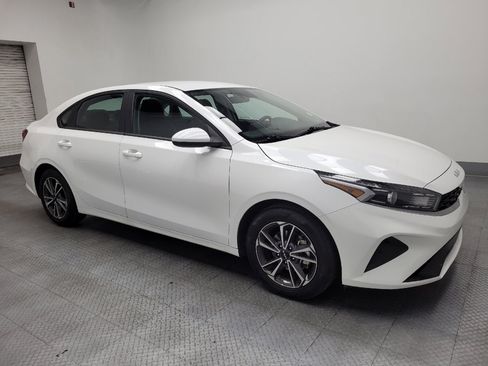 Used 2022 Kia Forte LXS image 11