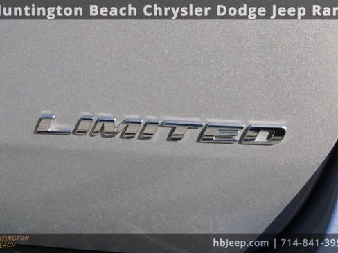 Used 2015 Dodge Durango Limited w/ Premium Group image 6