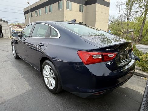 Used 2016 Chevrolet Malibu LT w/ Leather Package image 6