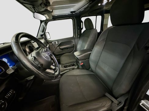 Used 2019 Jeep Wrangler Unlimited Sport S AWD/4WD image 13