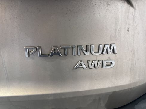 Used 2021 Nissan Rogue Platinum image 13