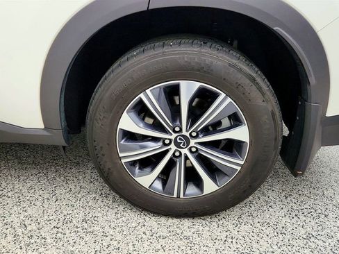 Used 2023 INFINITI QX60 Pure AWD/4WD image 9