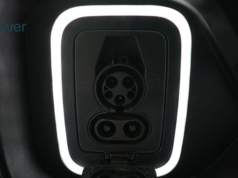 Used 2023 Rivian R1S Adventure AWD/4WD image 10