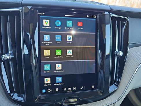 Used 2022 Volvo XC60 B5 Inscription w/ Advanced Package image 25