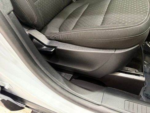 Used 2025 Ford Escape Active image 18