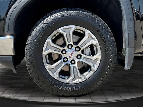 Used 2025 GMC Sierra 1500 SLT AWD/4WD image 34