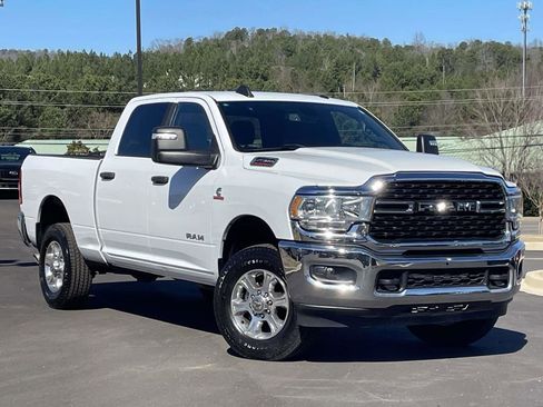 Used 2024 RAM 2500 Big Horn AWD/4WD image 1