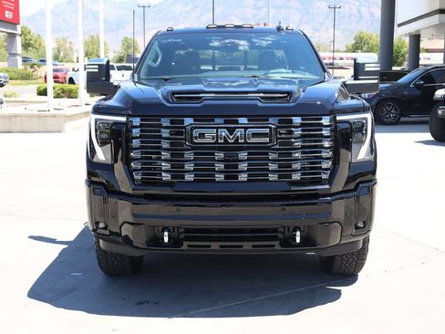 New 2026 GMC Sierra 3500 Denali Ultimate AWD/4WD image 9