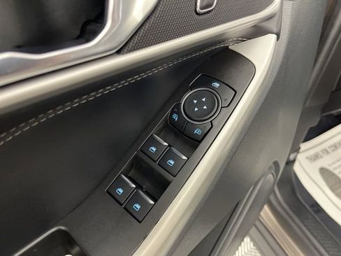 Used 2021 Ford Explorer XLT w/ Equipment Group 202A image 31