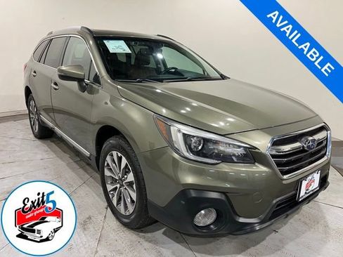 Used 2018 Subaru Outback 3.6R Touring AWD/4WD image 1